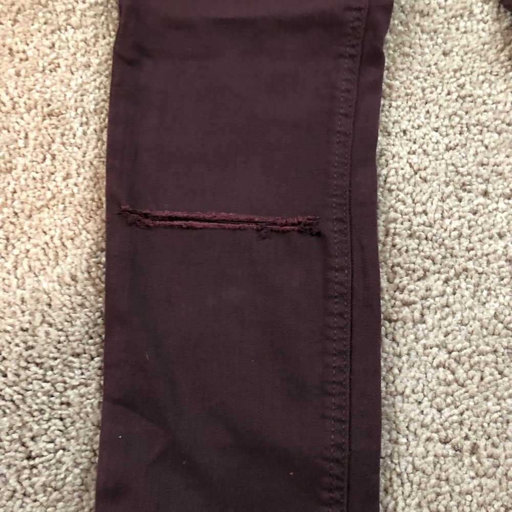 Distressed jean - Picture 3 of 6